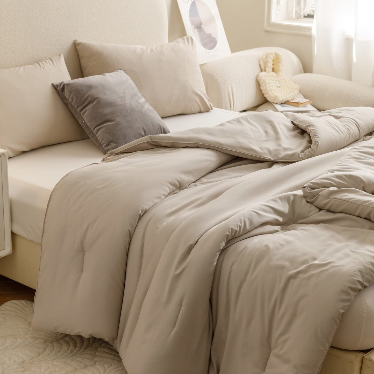 ROSGONIA Queen Comforter Set Oatmeal, 3pcs(1 Boho Oatmeal Comforter & 2 Pillowcases) All Season Soft Bedding Lightweight Bedspread Blanket Quilt