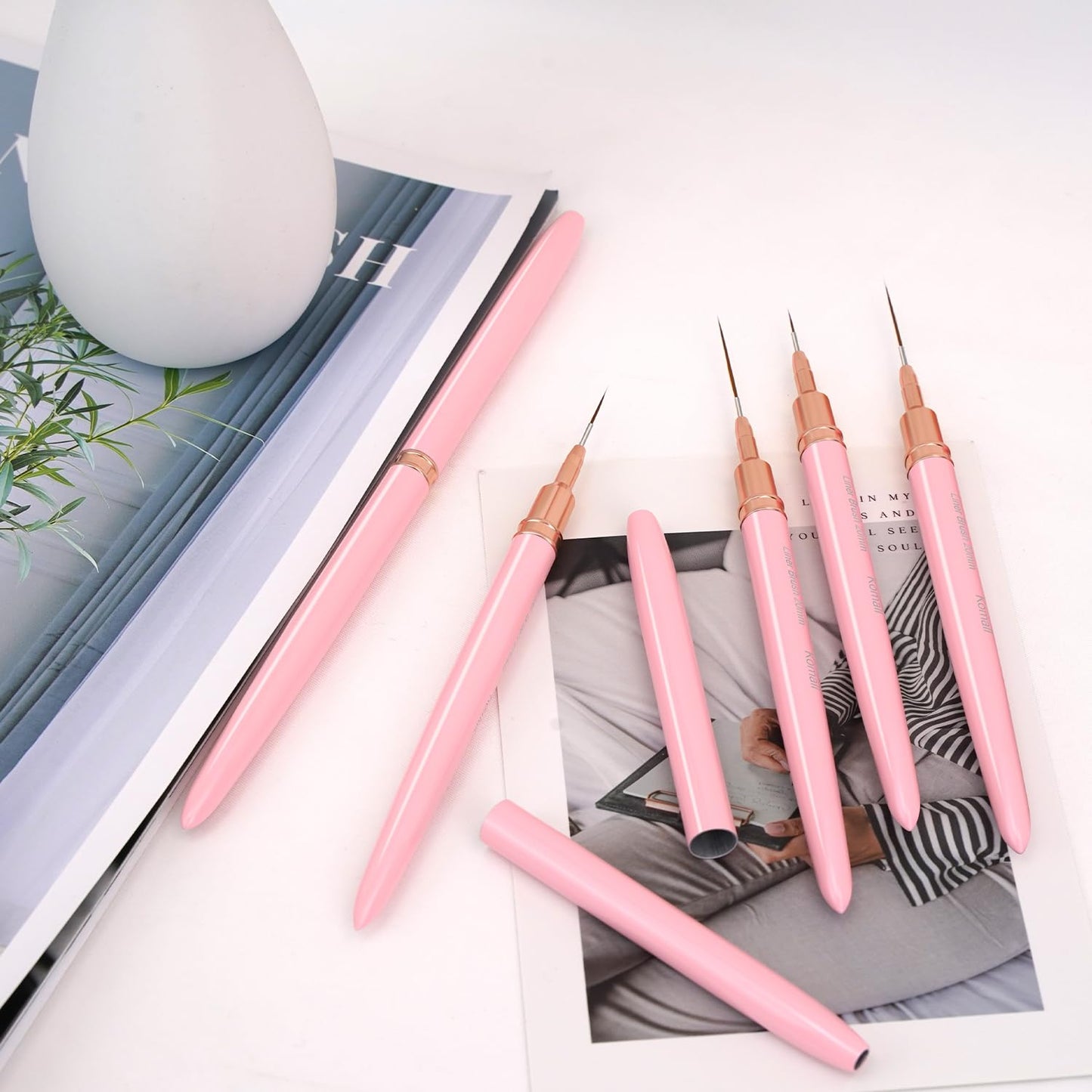 Metallic Nail Art Brushes, 5Pcs Liner Brush Set, UV Gel Polish Painting Art Design Pen for Long Lines, Thin Details, Fine Drawing Sizes 4/8/12/20/25mm(Pink)