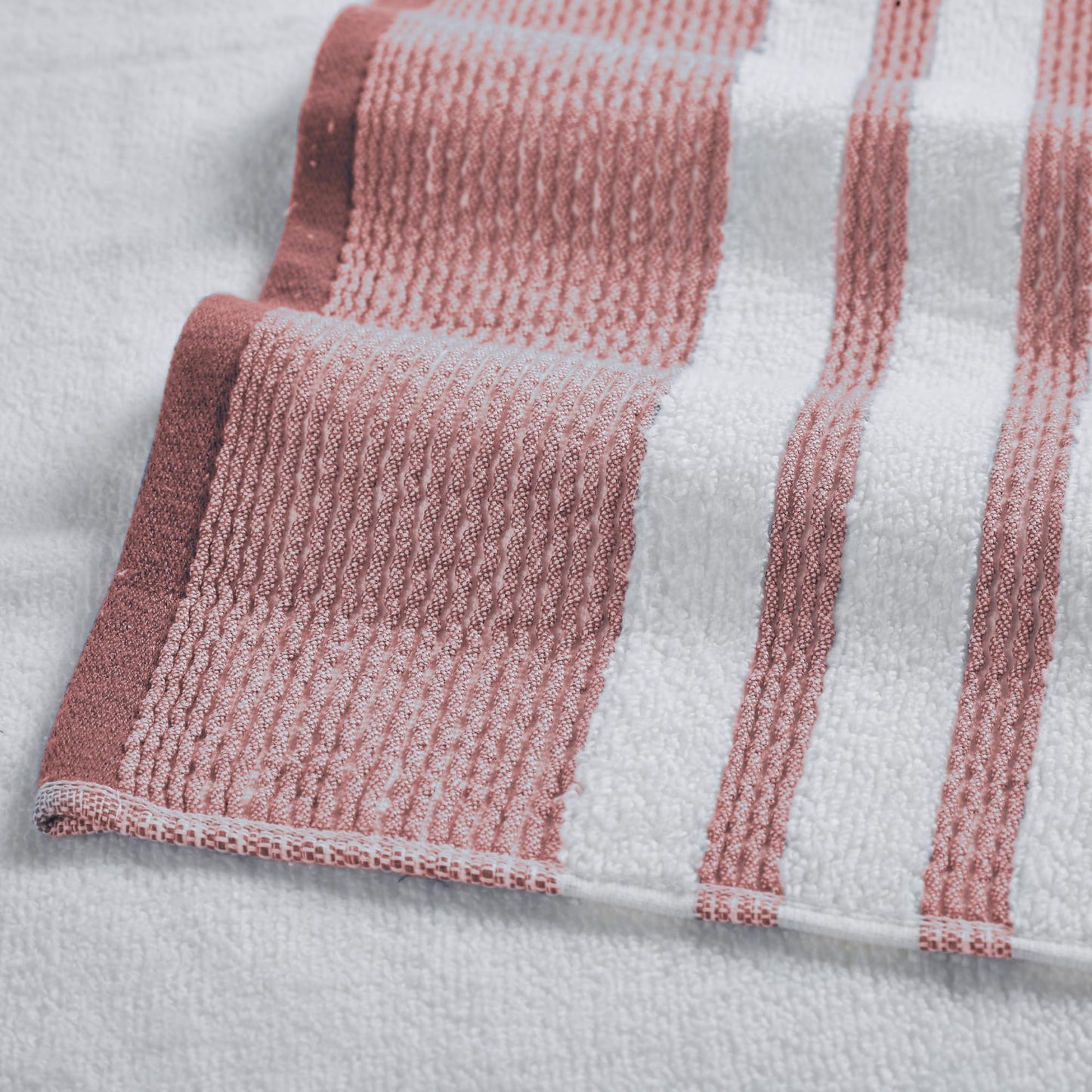 Modern Threads 6 Piece Set, 2 Bath Towels, 2 Hand Towels, 2 Washcloths, Quick Dry White/Contrast Reinhart Rosewood